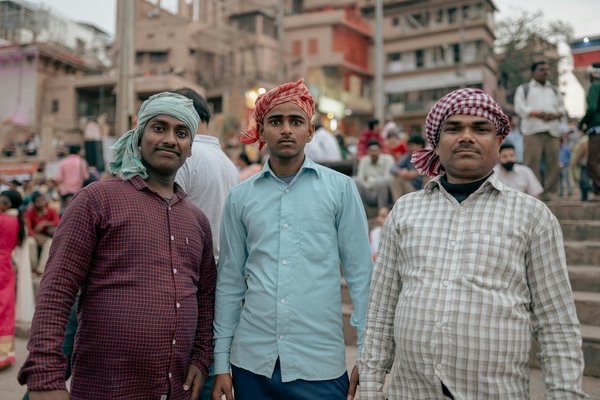 Mastering strategy: a comprehensive handbook for teaching strategic decision-making to chess enthusiasts in sports academies